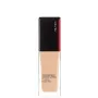 Shiseido Synchro Skin Radiant Lifting Foundation 220 Linen 30ml